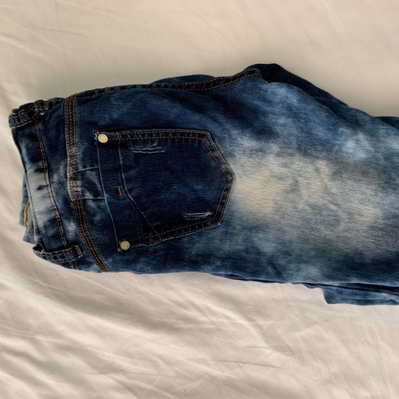 Ripped Bleach Washed Jeans - Picture 1 of 3